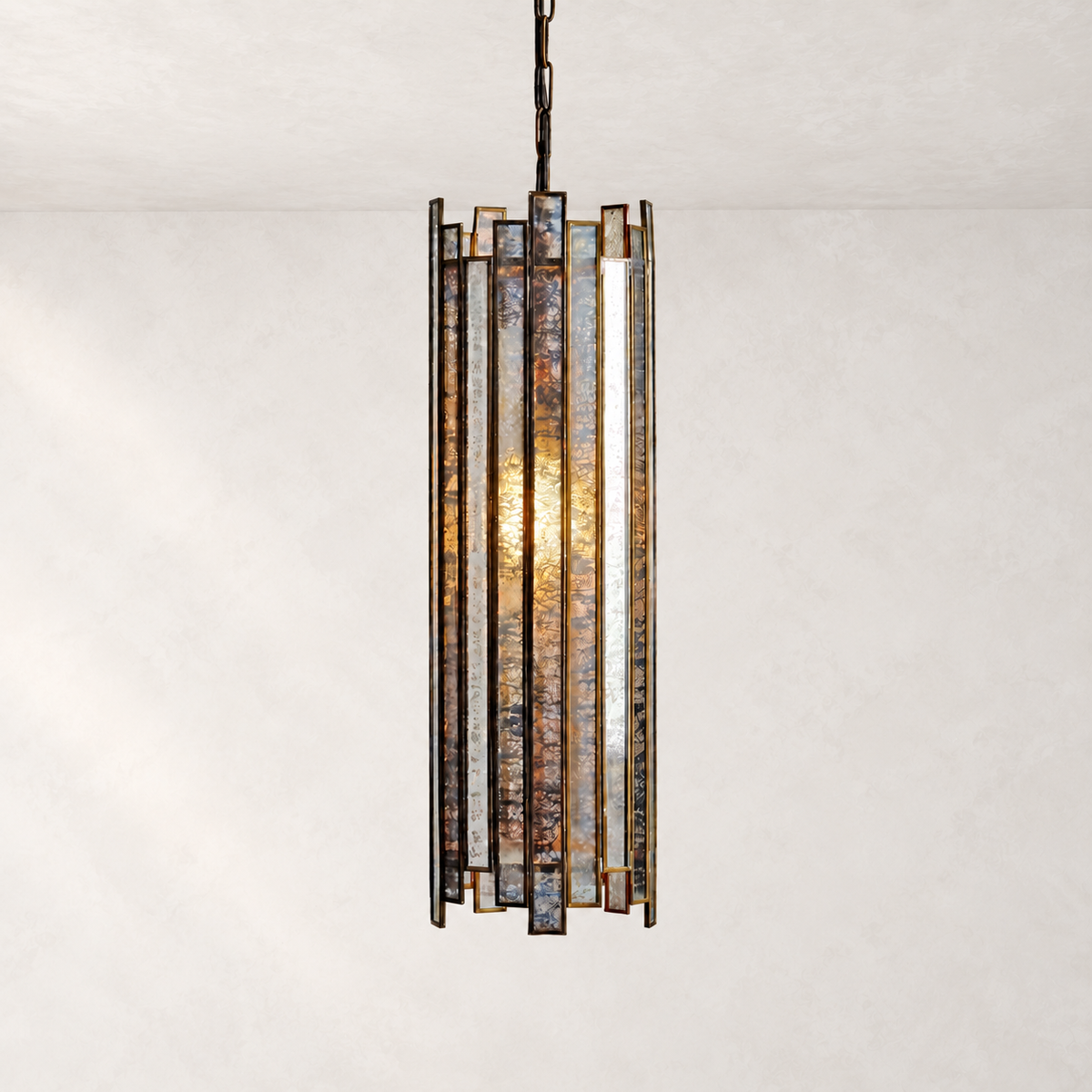 Layla Round Antique Glass Pendant