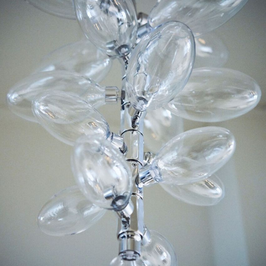 Kasen 77-Light Chandelier 21"W