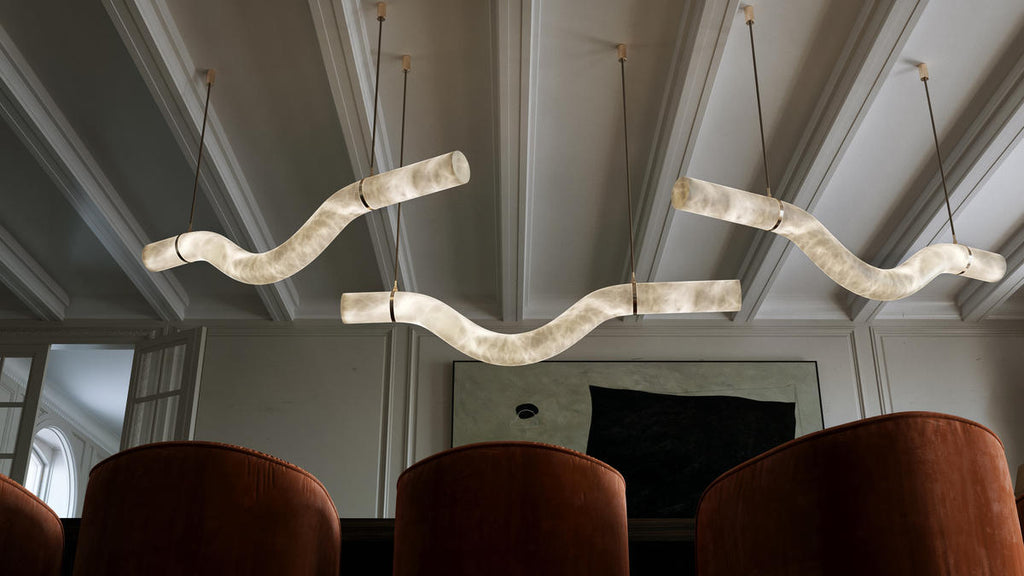 Alabaster Comet Pendant，Pendant Light In Living Room