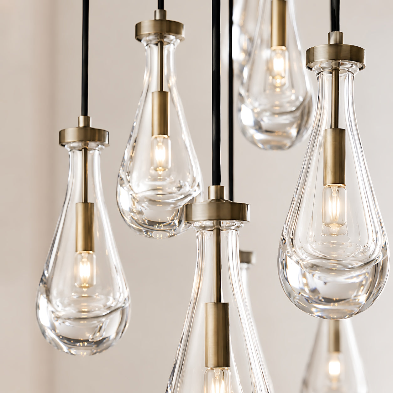 Raindrops Round Chandelier 36"
