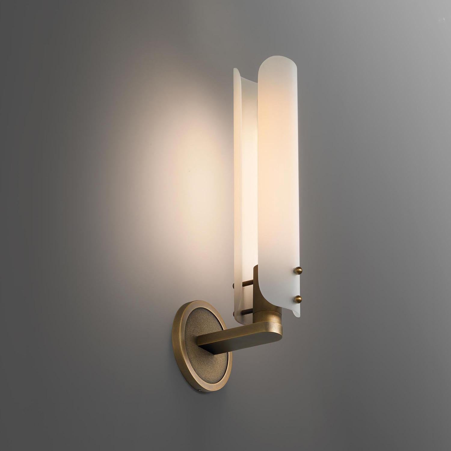 Deborah Sconce - Yami Lightings