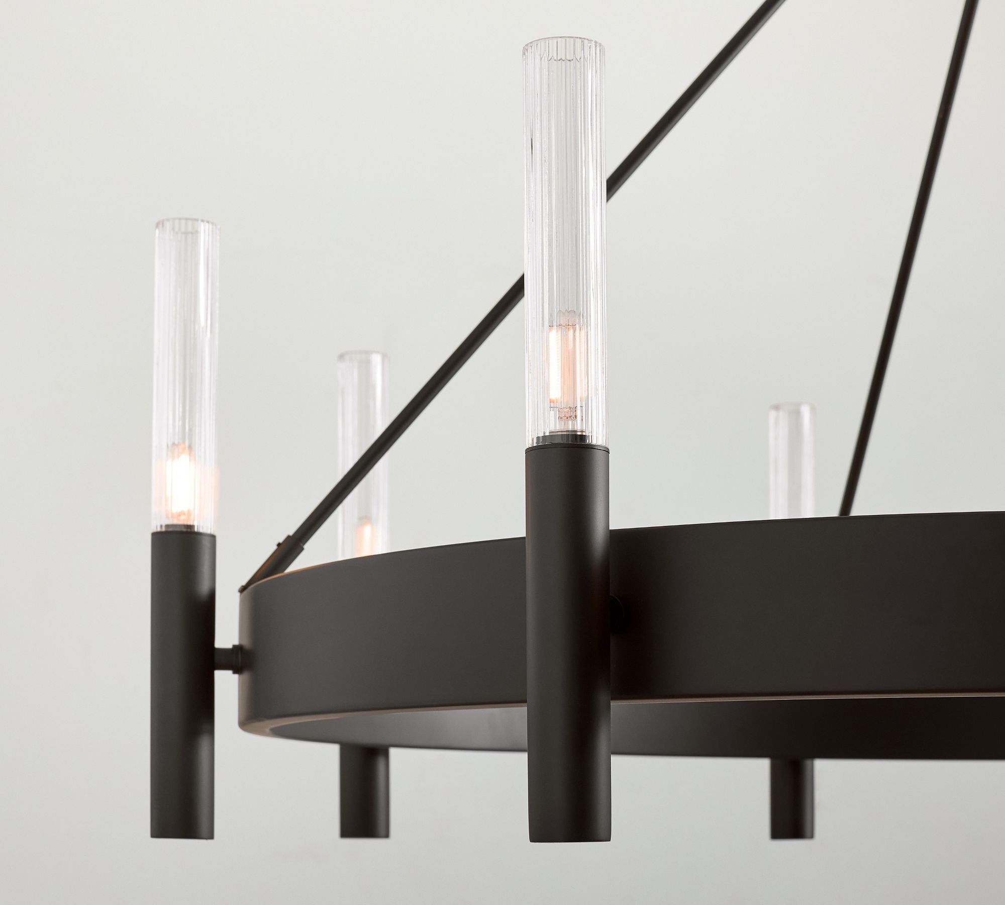 Victoria 8-Light Round Chandelier 44”