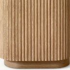 living-room-furniture-housegent-mulho-close-nightstand-setting-01